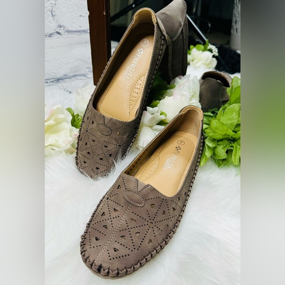 Patrizia Slip On - Picture 4 of 10